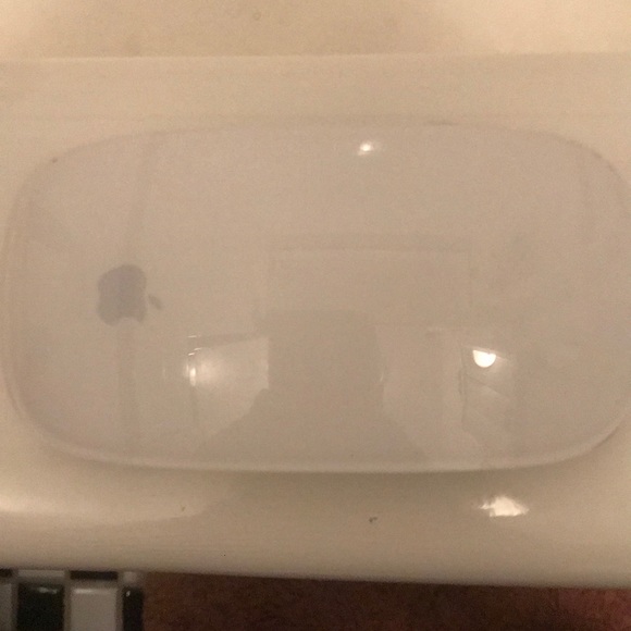 Apple Mouse - Picture 2 of 3